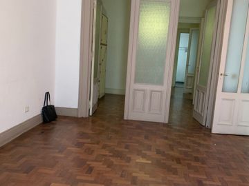 Venta departamento 4 ambientes en Montserrat