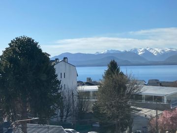 Depto centrico con VISTA AL LAGO - Bariloche