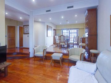 CASA 7 AMB  JARDÍN QUINCHO LAVADERO COCHERA