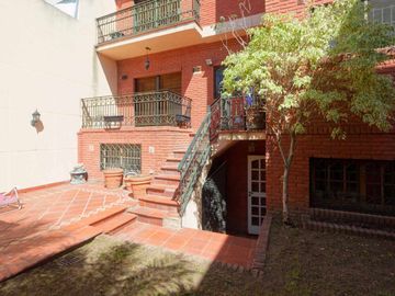 CASA 7 AMB  JARDÍN QUINCHO LAVADERO COCHERA