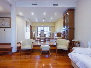 CASA 7 AMB  JARDÍN QUINCHO LAVADERO COCHERA