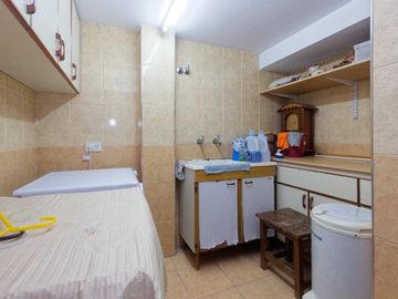 CASA 7 AMB  JARDÍN QUINCHO LAVADERO COCHERA