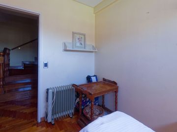 CASA 7 AMB  JARDÍN QUINCHO LAVADERO COCHERA