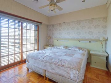 CASA 7 AMB  JARDÍN QUINCHO LAVADERO COCHERA