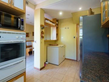 CASA 7 AMB  JARDÍN QUINCHO LAVADERO COCHERA