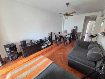 DEPARTAMENTO 2 AMB EN VENTA EN FLORIDA CON BALCÓN.