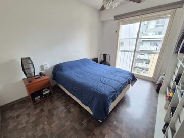 DEPARTAMENTO 2 AMB EN VENTA EN FLORIDA CON BALCÓN.