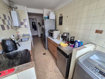 DEPARTAMENTO 2 AMB EN VENTA EN FLORIDA CON BALCÓN.