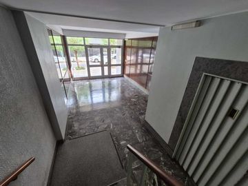 DEPARTAMENTO 2 AMB EN VENTA EN FLORIDA CON BALCÓN.