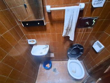 VENTA CASA CON COCHERA Y DEPÓSITO +DEPTO SAN JUSTO