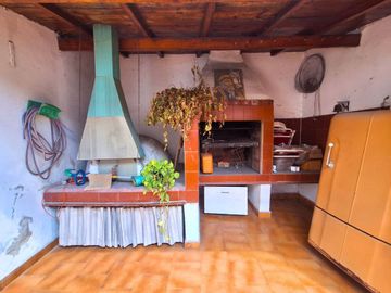 VENTA CASA CON COCHERA Y DEPÓSITO +DEPTO SAN JUSTO