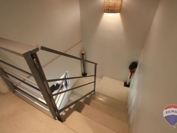 RETASADA! Casa de Revista 6 amb. 350mts, Mayling.
