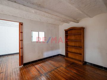 VENTA DEPARTAMENTO tipo PH 4 AMB. - Z.FACULTADES