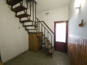 Venta 2 casas en 1 y Local. Ideal Inversión.