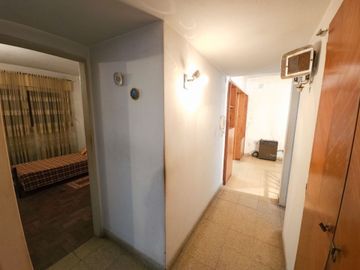 Venta 2 casas en 1 y Local. Ideal Inversión.