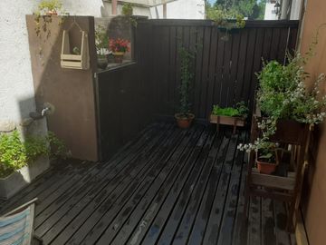 EXCELENTE PROPIEDAD EN CONDOMINIO APTO CREDITO HIPOTECARIO,  DEPARTAMENTO TRES ABIENTES DE 70 METROS CUADRADOS PRIMER PISO, COCHERA, DECK PISCINA
