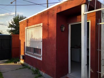 EXCELENTE CONJUNTO DE DEPARTAMENTO, TOTAL CUATRO UNIDADES TODOS ALQUILADOS