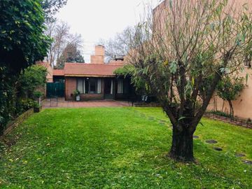 CHALET DE 3 AMBIENTES EN VENTA - MORON SUR