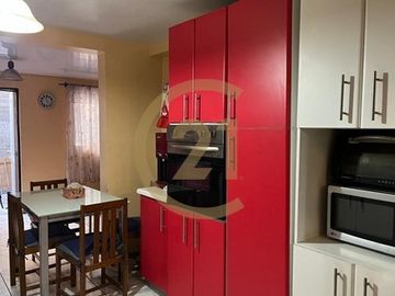 Se vende casa avenida la Tirana