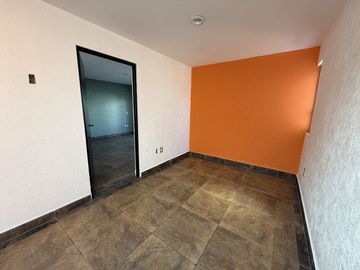 Casa en VENTA sobre Av. Villas del Monte, Fracc. Montaña Monarca en Altozano