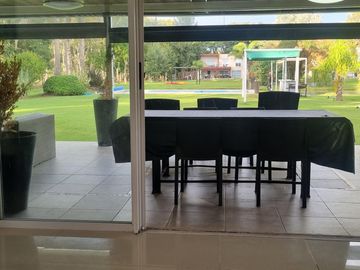 VENTA, CASA A LAGUNA, POSADA DE LOS LAGOS al 100