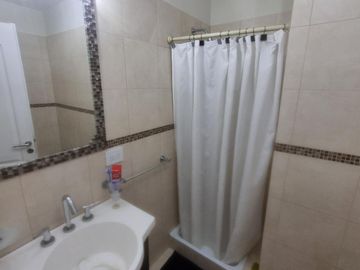 VENTA, CASA A LAGUNA, POSADA DE LOS LAGOS al 100