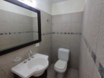 VENTA, CASA A LAGUNA, POSADA DE LOS LAGOS al 100