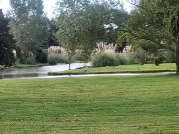 VENTA, CASA A LAGUNA, POSADA DE LOS LAGOS al 100