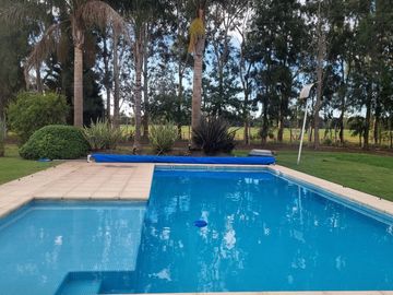 VENTA, CASA A LAGUNA, POSADA DE LOS LAGOS al 100