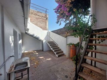 AMPLIA CASA, RECOLETA, AVDA PERÚ