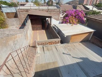 AMPLIA CASA, RECOLETA, AVDA PERÚ