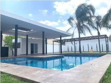 QUINTA EN VENTA PORTAL DEL NORTE ZUAZUA