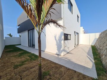 Casa en VENTA en PUNTO LOMAS