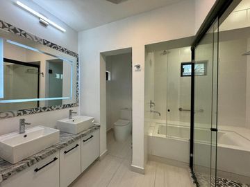 Casa en VENTA en COSTA DE ORO