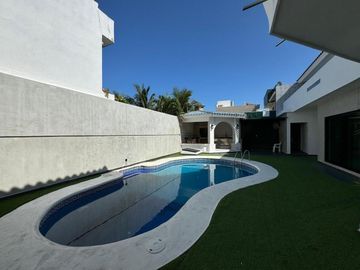 Casa en VENTA en COSTA DE ORO