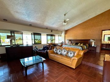 Casa en VENTA AMUEBLADA en COSTA DE ORO