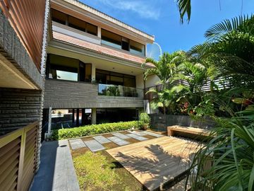 Casa en VENTA AMUEBLADA en COSTA DE ORO
