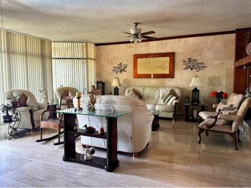 Casa en VENTA AMUEBLADA en COSTA DE ORO
