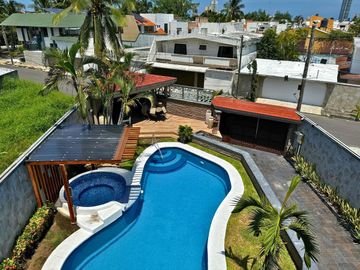 Casa en VENTA AMUEBLADA en COSTA DE ORO