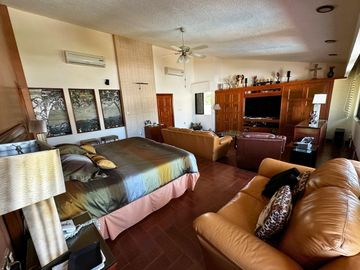 Casa en VENTA AMUEBLADA en COSTA DE ORO