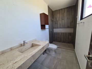 Casa en VENTA en PUNTO LOMAS