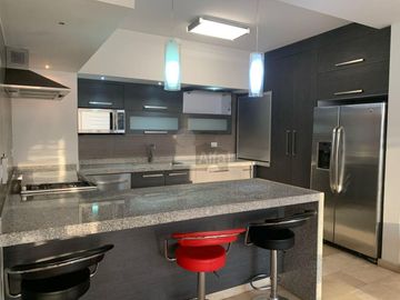 Departamento Amueblado EN RENTA en colonia Jardín, San Luis Potosí