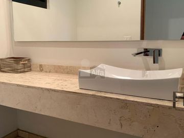 Departamento Amueblado EN RENTA en colonia Jardín, San Luis Potosí