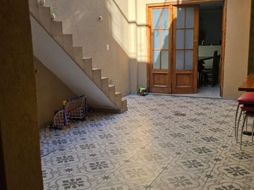 CASA 200 M2 CUB , 5 HAB , PATIO , TERRAZA