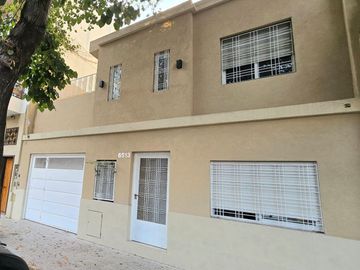 CASA 200 M2 CUB , 5 HAB , PATIO , TERRAZA