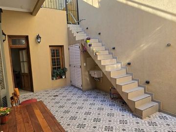 CASA 200 M2 CUB , 5 HAB , PATIO , TERRAZA