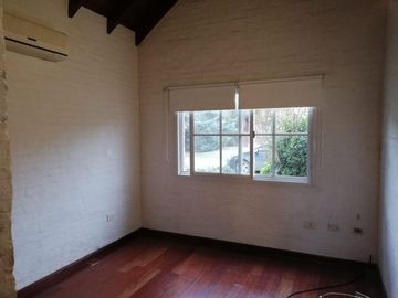 ECHEVERRIA DEL LAGO- VENTA DE CASA EN CANNING