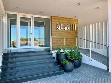 SEMIPISO FRENTE AL MAR A ESTRENAR