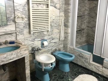 Excelente semipiso  6 ambientes