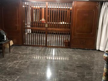 Excelente semipiso  6 ambientes